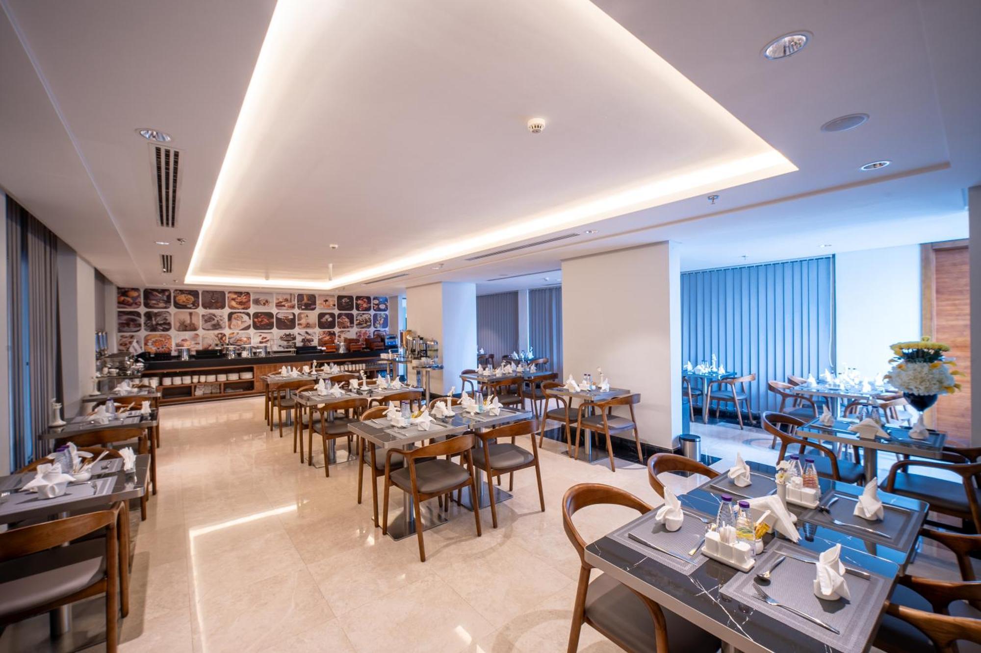Charli Hotel Jeddah By Ahs Esterno foto