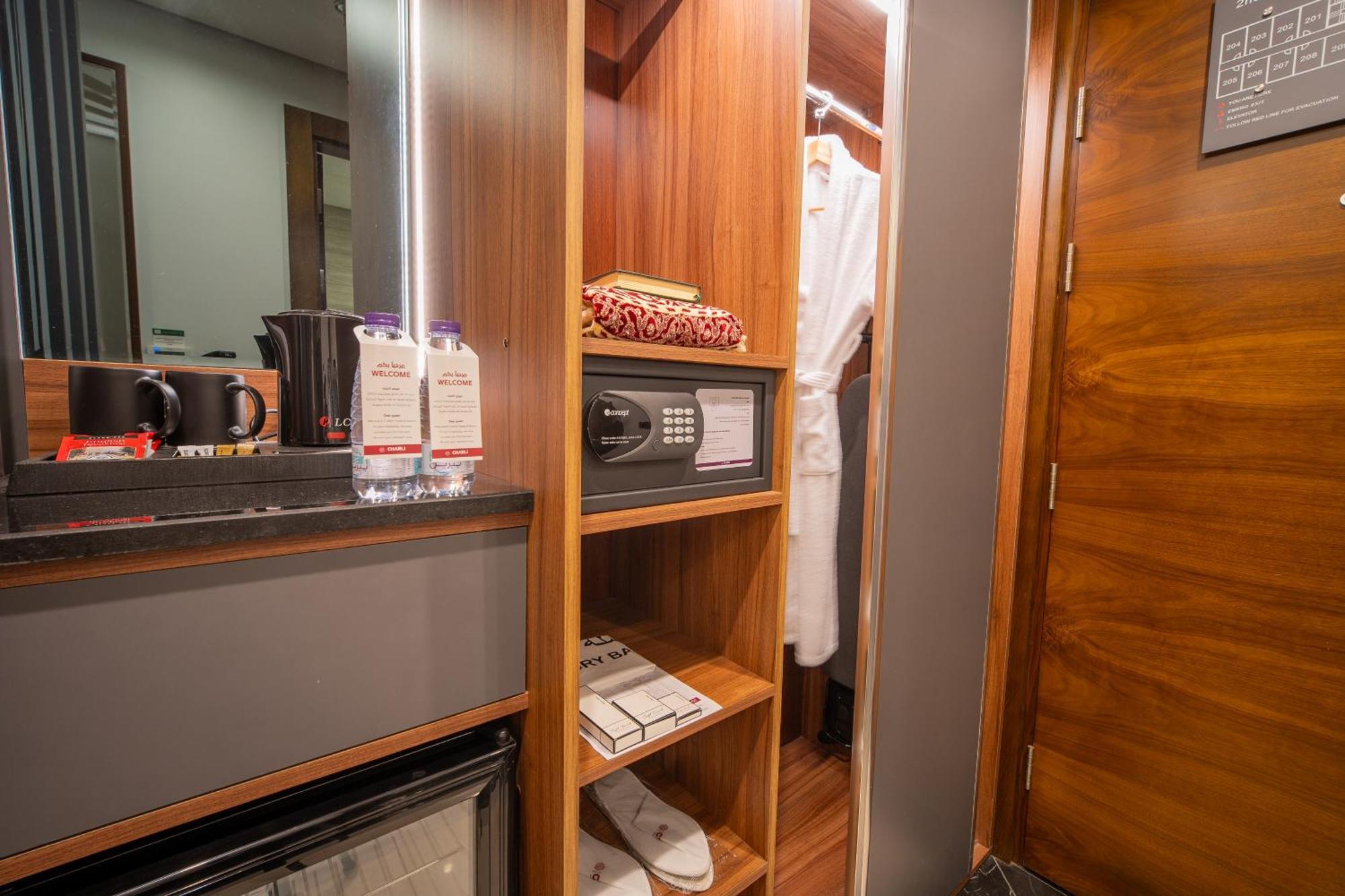 Charli Hotel Jeddah By Ahs Esterno foto